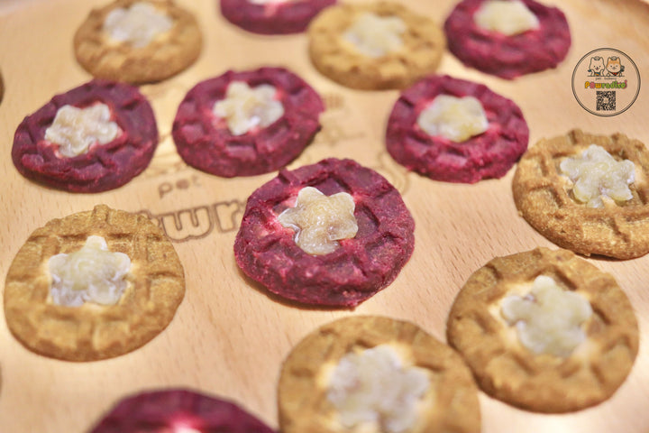 Mini wafer biscuits